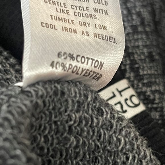 Boy's Sovereign Code sweater - Picture 8 of 8